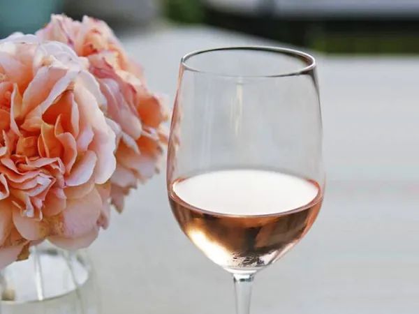 3/20(金)～3/26(木) 春に味わう　ロゼ＆白ワイン ６種テイスティング