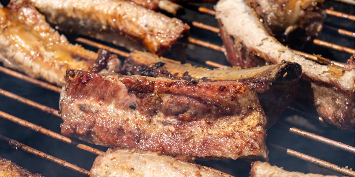 豚肉のスペアリブ