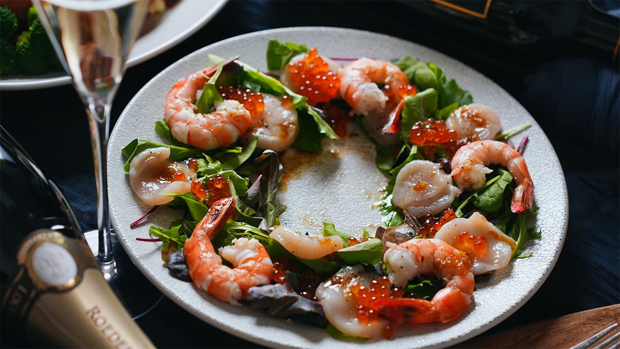 エビとホタテの柚子こしょうリースサラダ