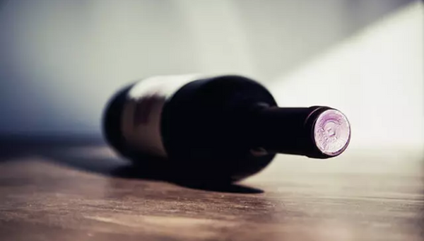 酸化防止剤（亜硫酸塩）がワインに与える効果と影響