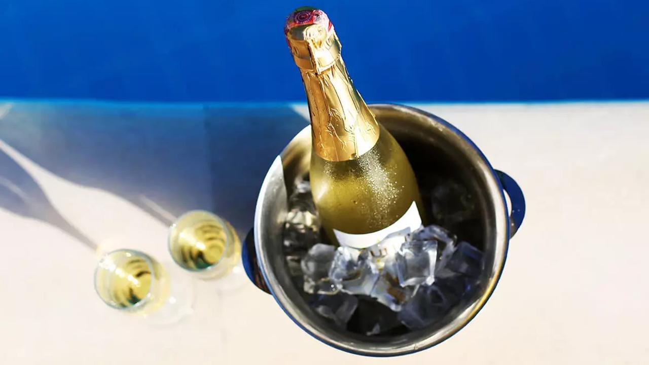 猛暑の夏は早く飲みたい ワインを素早く冷やす方法 エノテカ ワインの読み物