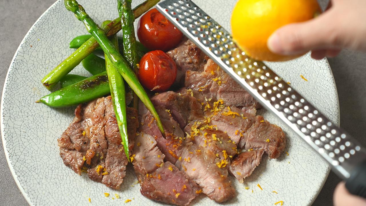 レモン香る春野菜と豚肉のバターソテー