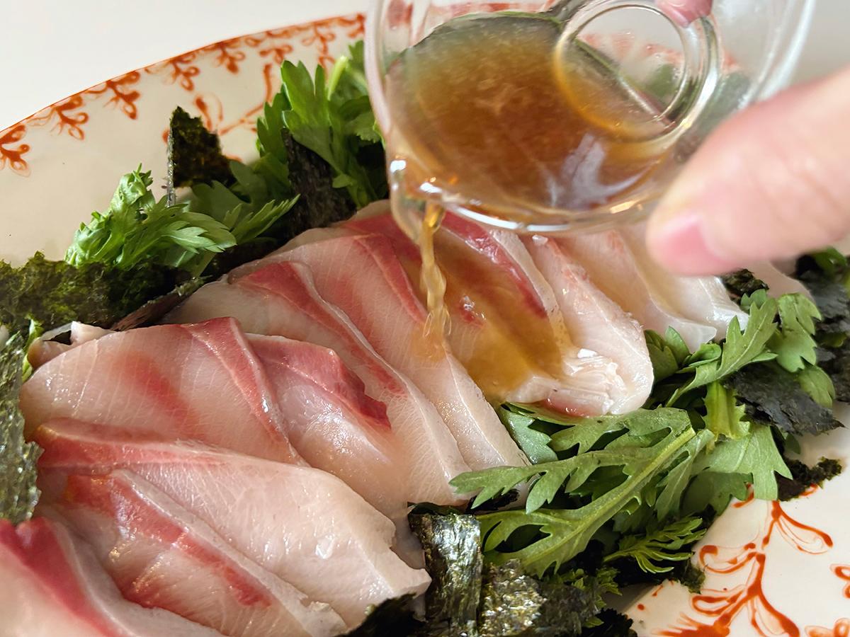 ブリと春菊のカルパッチョ風サラダ