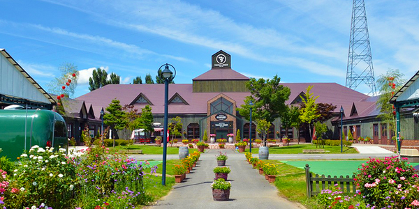 高畠ワイナリー / TAKAHATA WINERY