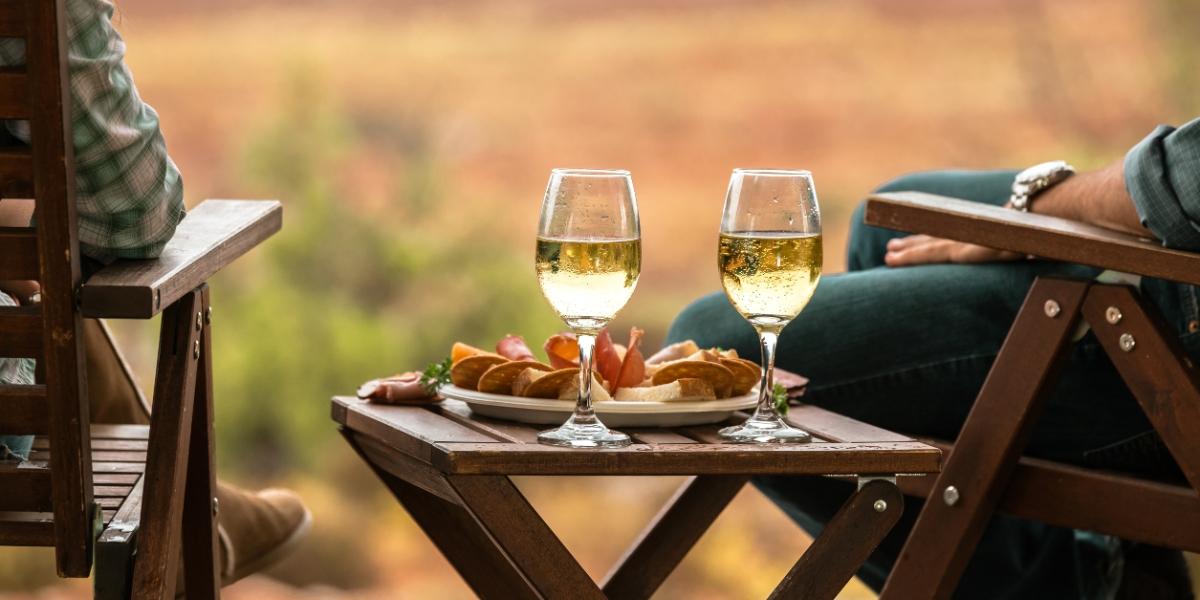 白ワイングラス