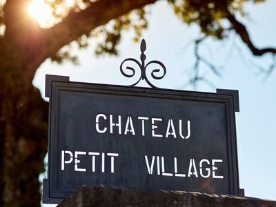 シャトー・プティ・ヴィラージュ / CHATEAU  PETIT VILLAGE