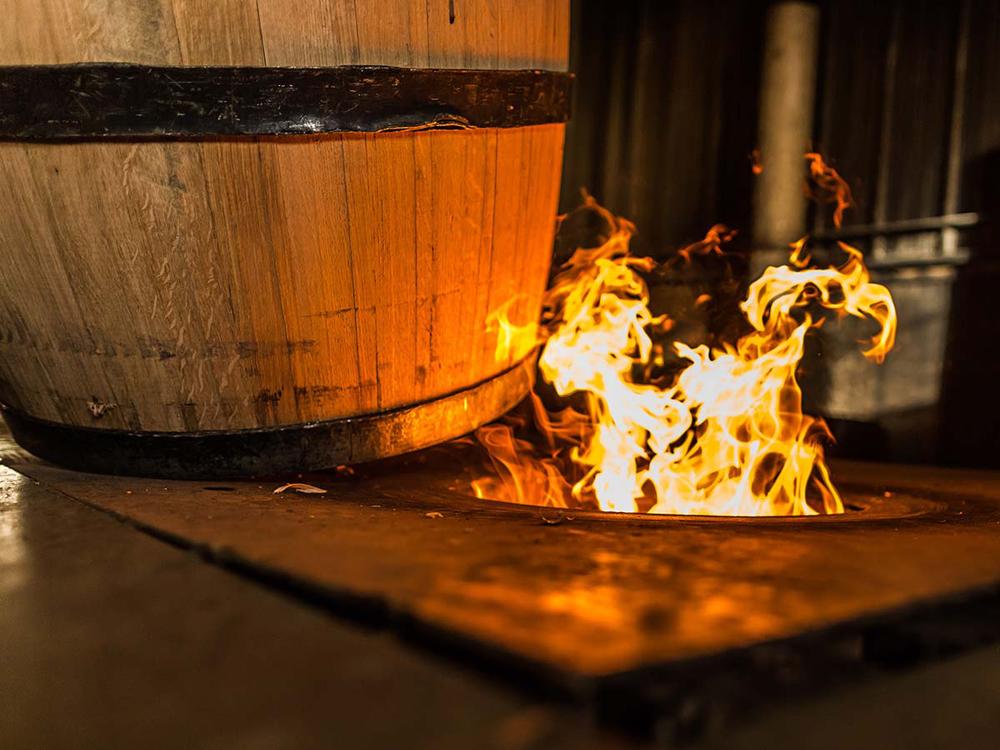 木樽と火