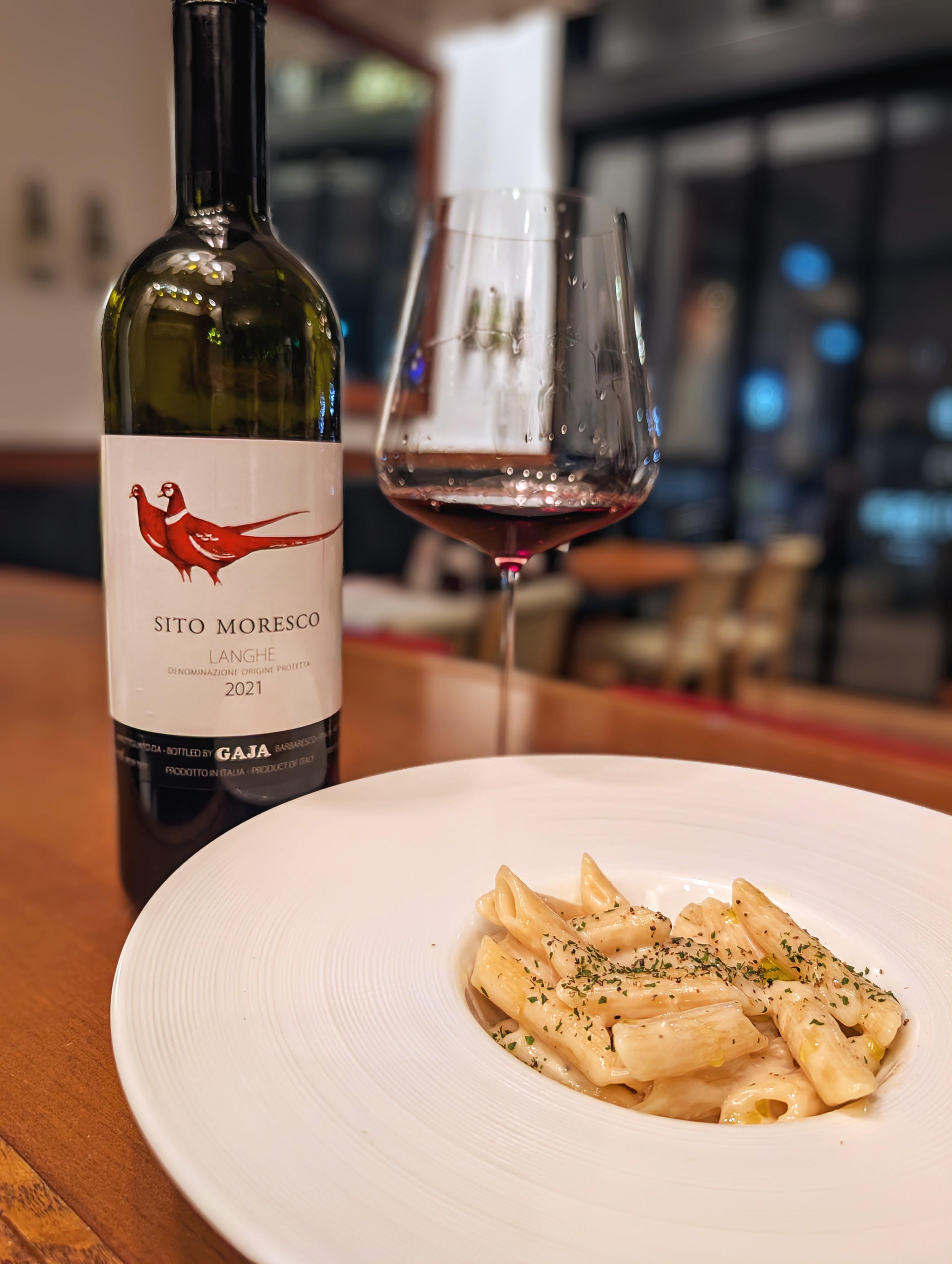 【12月お薦めワイン  ~ イタリアワインの帝王GAJA ~ 】