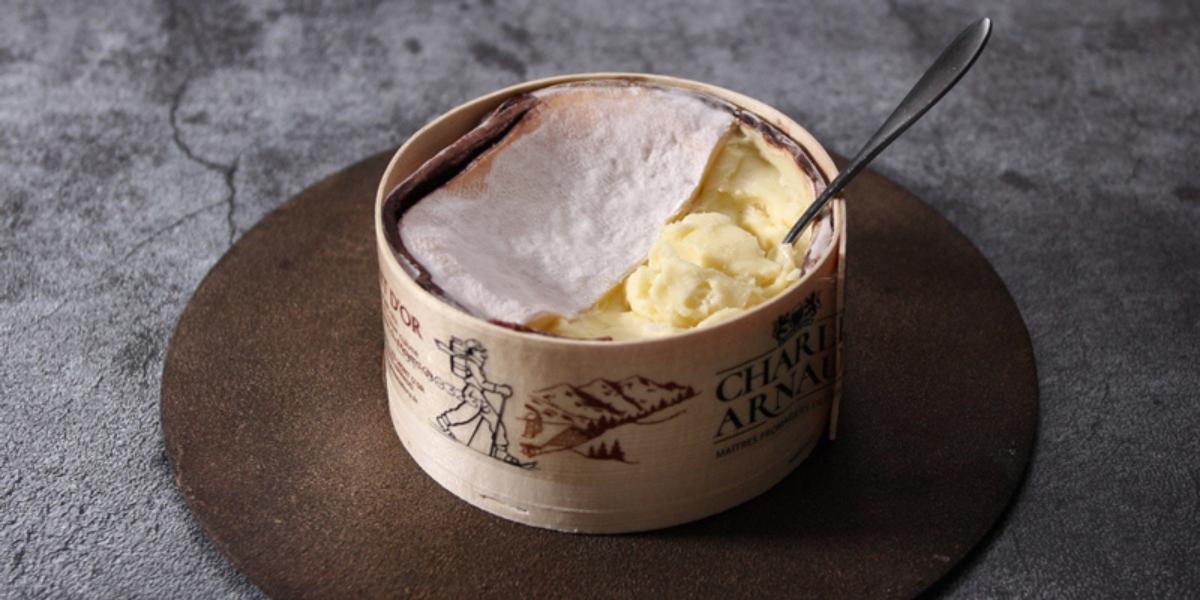 チーズ専門店「フェルミエ」特選 モン・ドール 10月24日（金）出荷分