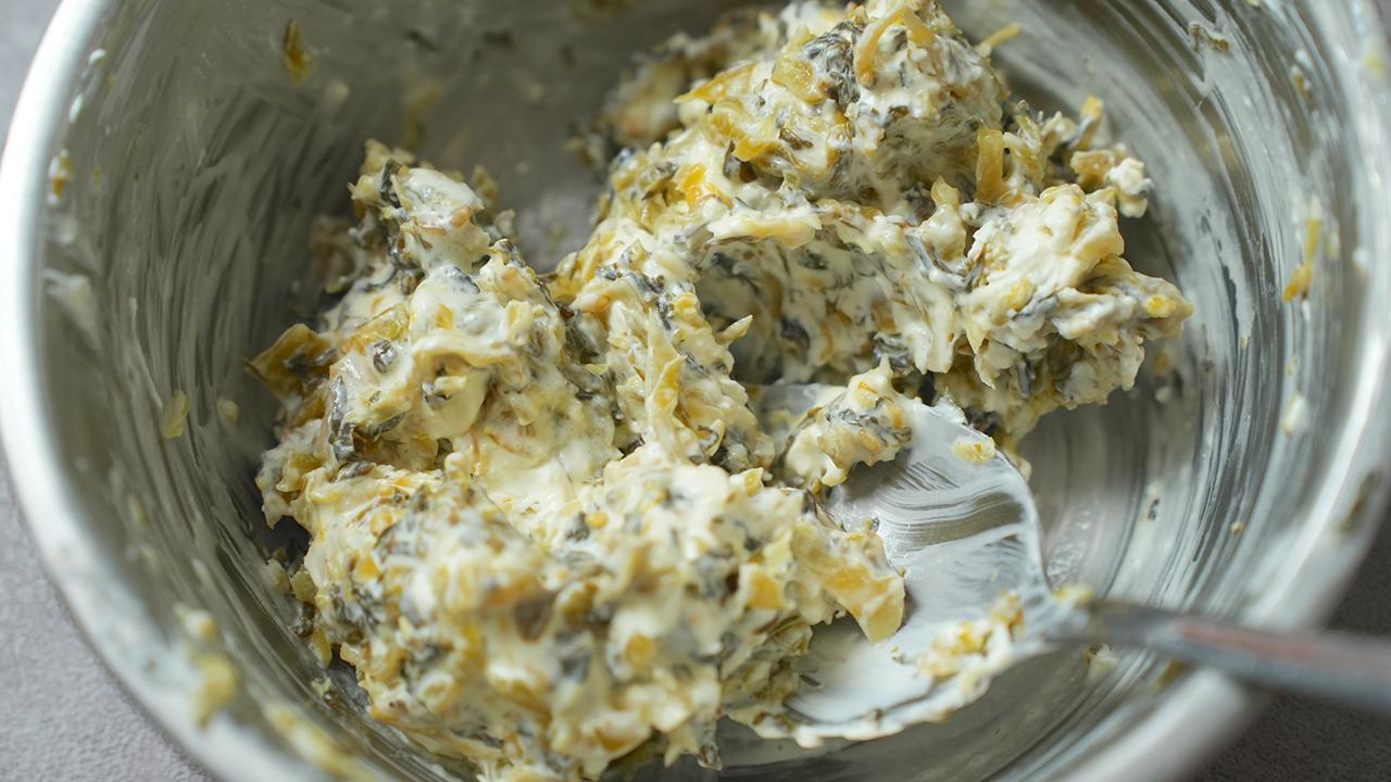 高菜漬けとクリームチーズのブルスケッタ_工程