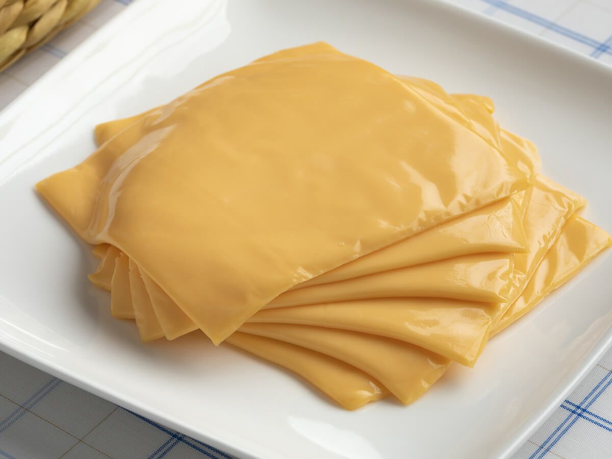 チェダーチーズの特徴とワインにピッタリおつまみレシピ エノテカ ワインの読み物