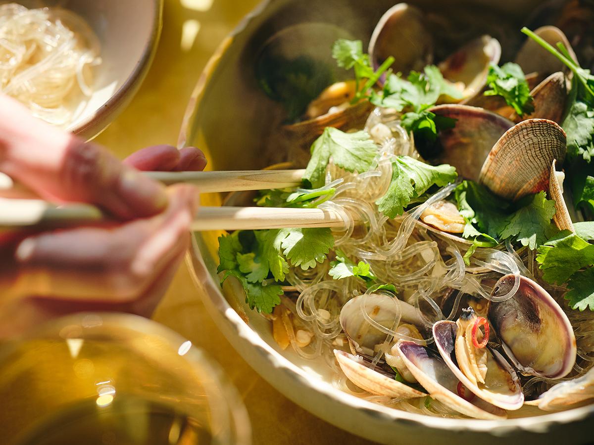 あさりと春雨のエスニック炒め