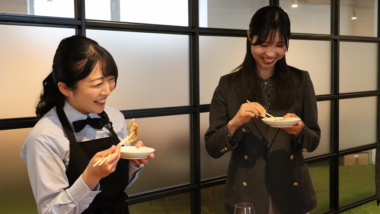 試食の様子